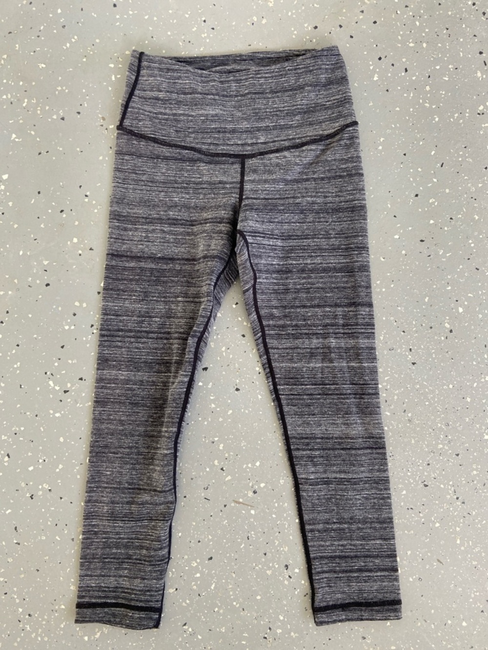 Woman’s Grey Heather High-Waist Active Leggings 90 Degrees by Reflex